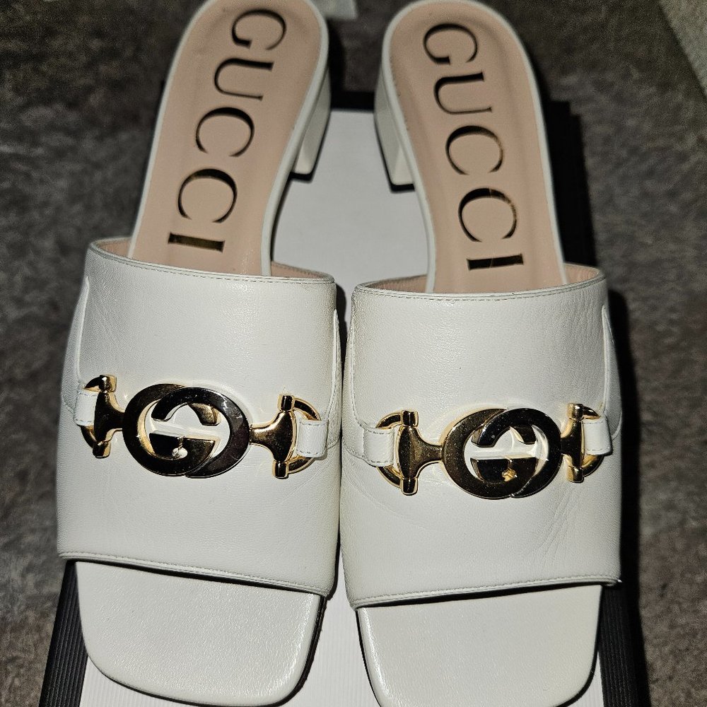 RARE-Gucci Magala Kid in Dusty White